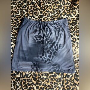 Ardene Black and Gray Leopard-Print Mini Skirt